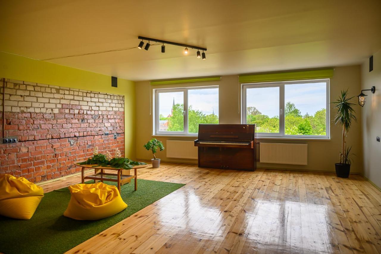 Liepu Hostelis Lipawa Zewnętrze zdjęcie
